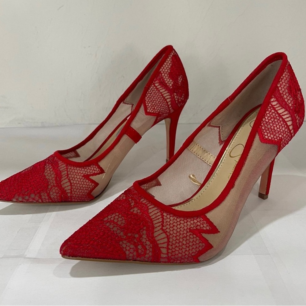 NWT JESSICA SIMPSON RED LACE HEELS - SIZE 7